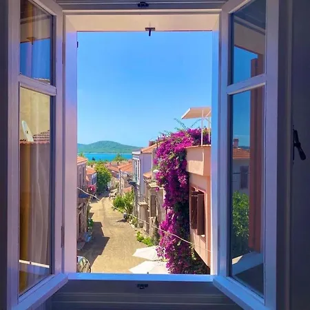 Cunda Bebekli * Ayvalik