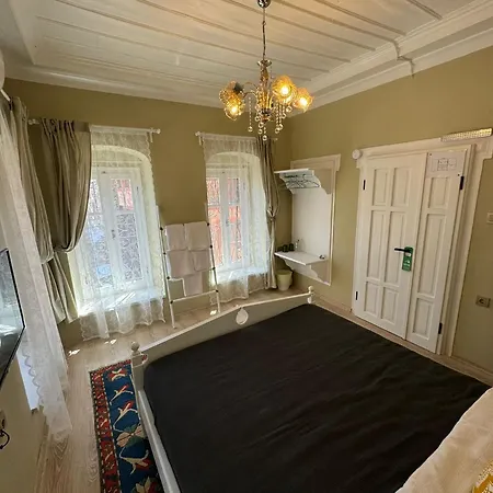 Cunda Bebekli Apartman