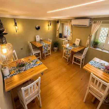 Cunda Bebekli Apartman *